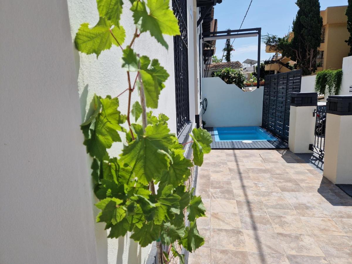 Del Parque Flats Balneario De Pina Villa Málaga Exteriör bild